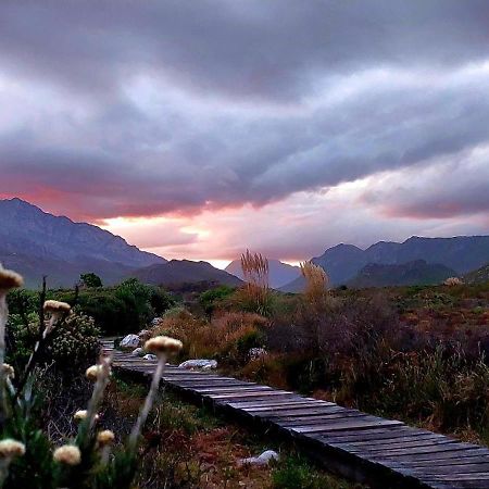 La Mer Seafront Selfcatering Accommodation Kleinmond Buitenkant foto