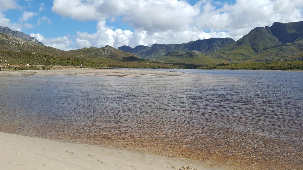 La Mer Seafront Selfcatering Accommodation Kleinmond Buitenkant foto